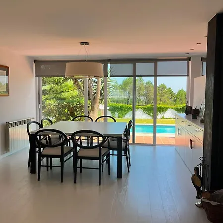 Quiet Modern Countryside With Private Pool Near Lisbon *