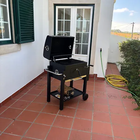 Quiet Modern Countryside With Private Pool Near Lisbon 아 도스 쿤하도스